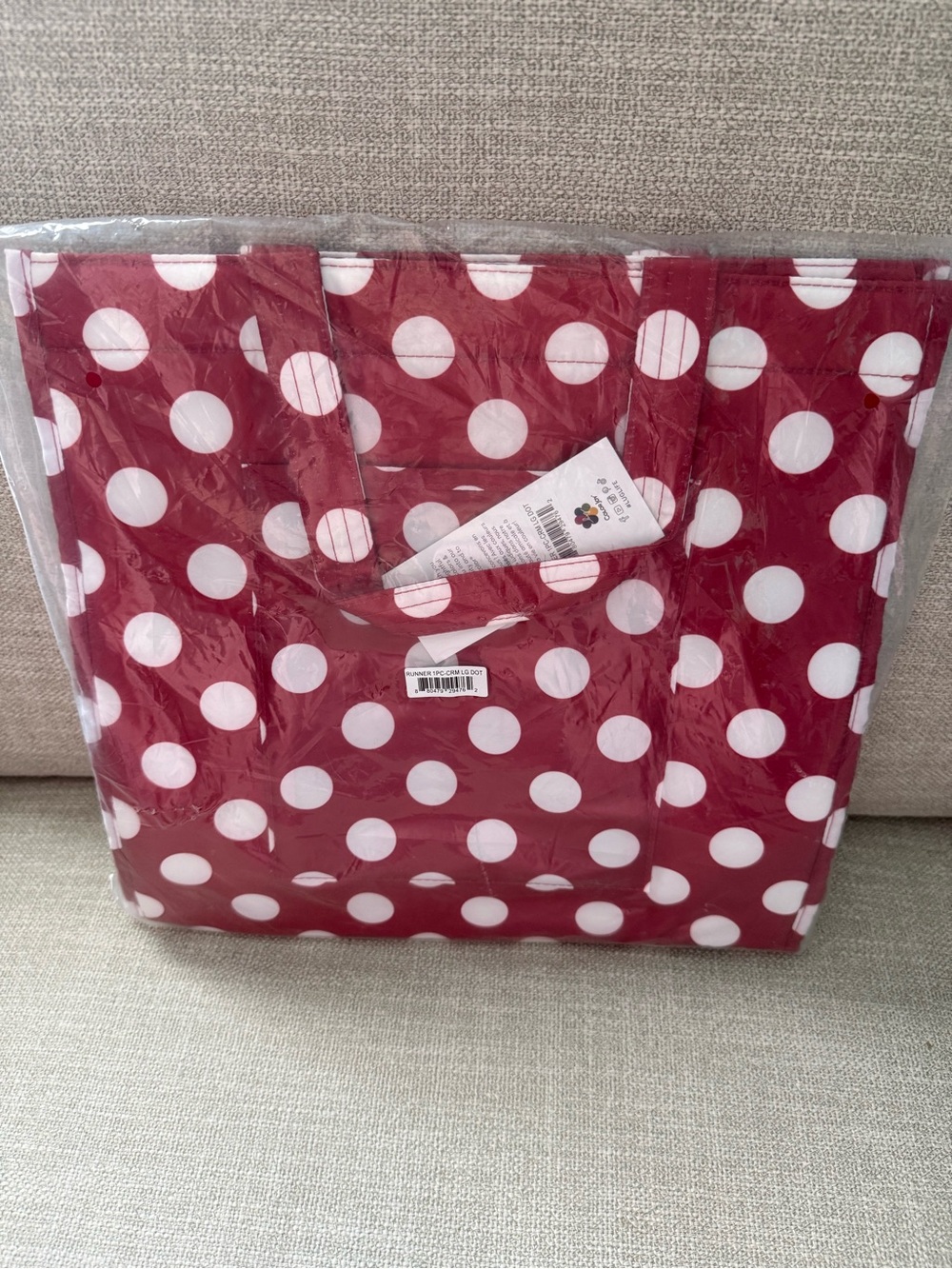 🔴⚪️ NWT Lug Runner 1 piece Tote in Crimson Large Dot ⚪️🔴